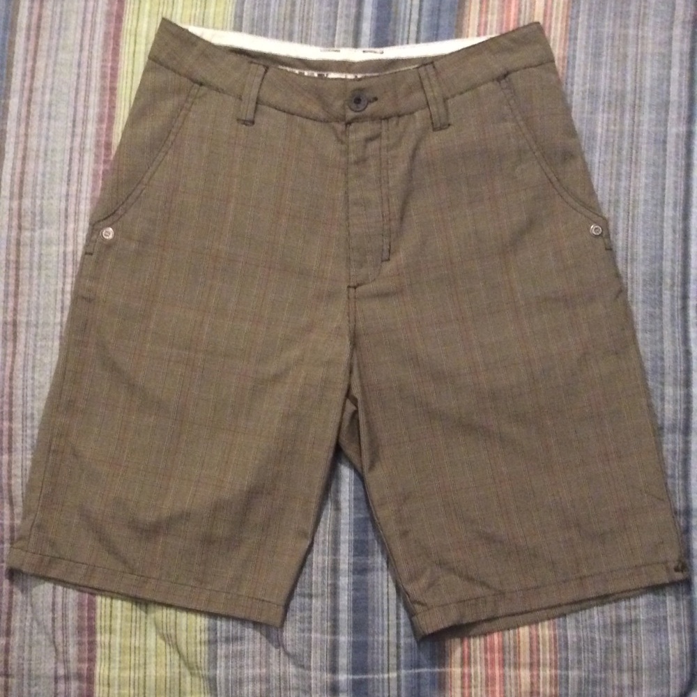 Quiksilver shorts Plaid Size 30